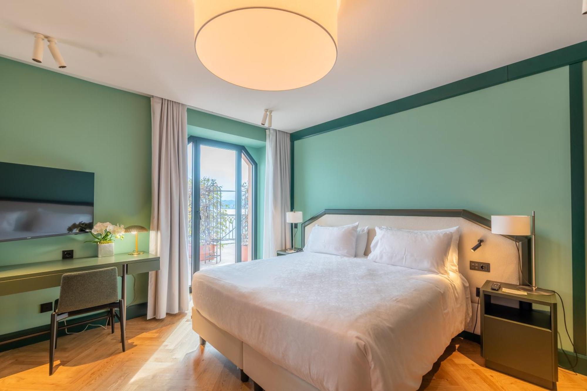 Casa Du Lac, By R Collection 4*